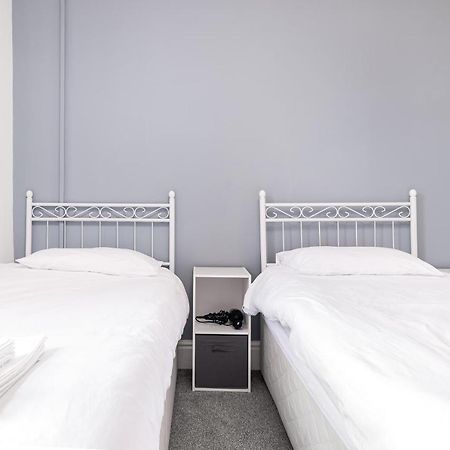 Blencathra Hotel Whitby Bagian luar foto