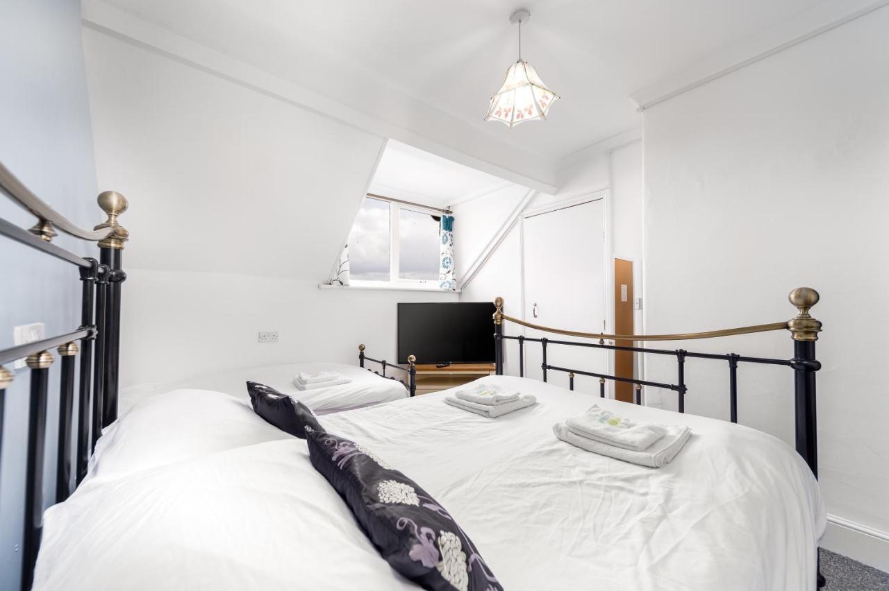 Blencathra Hotel Whitby Bagian luar foto