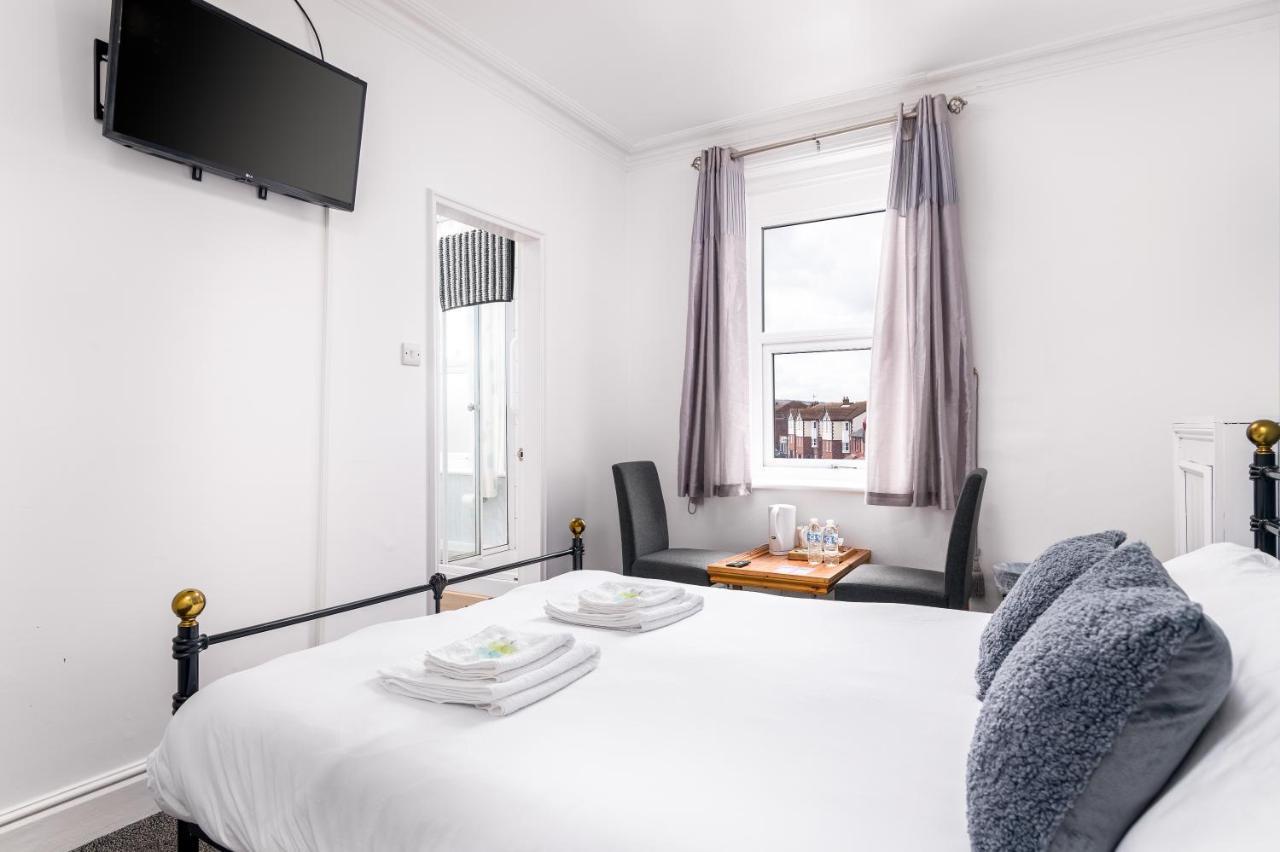 Blencathra Hotel Whitby Bagian luar foto