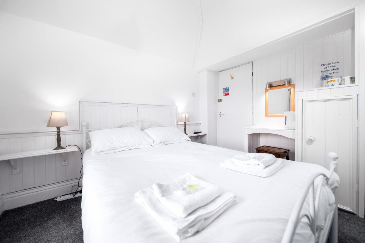 Blencathra Hotel Whitby Bagian luar foto