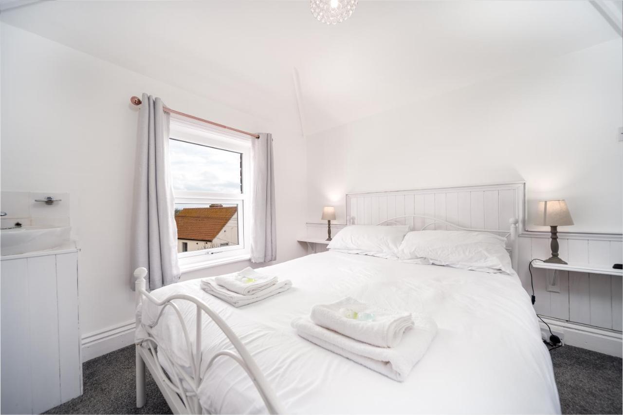 Blencathra Hotel Whitby Bagian luar foto